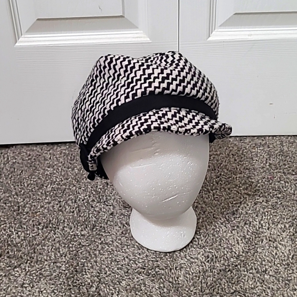 Black & White Knit Hat with Black Bow on side, with small bill, Like New